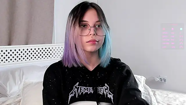 DarelleFare online show from March 2025 11:05:02 AM