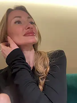 Snapshot of Sweet_Pussy2024 chatting on February 2025 06:33:02 PM Sweet Pussy2024 online show from February 2025 06:33:02 PM