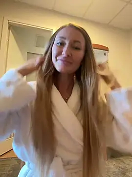 Snapshot of Sweet_Pussy2024 chatting on March 2025 09:31:02 AM Sweet Pussy2024 online show from March 2025 09:31:02 AM