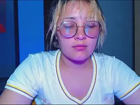 Snapshot of Hinako0Satorii_ chatting on March 2025 02:05:02 AM Hinako0Satorii online show from March 2025 02:05:02 AM