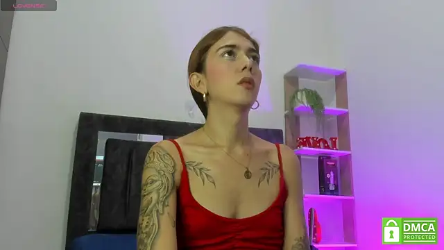 Snapshot of Nicol_TransGirl chatting on May 2026 02:17:02 AM Nicol TransGirl online show from May 2026 02:17:02 AM