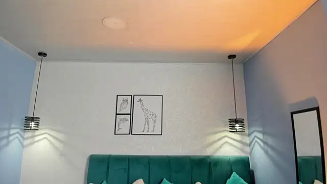 ninna curly online show from July 2026 03:36:01 AM