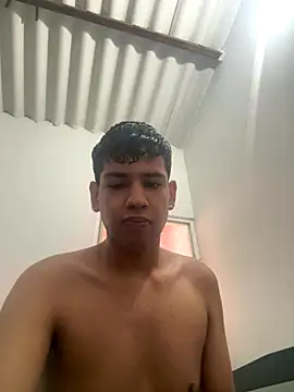 Snapshot of Santiago-Thompson chatting on December 2025 07:32:01 PM Santiago-Thompson online show from December 2025 07:32:01 PM