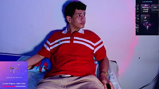 Snapshot of Santiago-Thompson chatting on February 2026 07:21:02 PM Santiago-Thompson online show from February 2026 07:21:02 PM