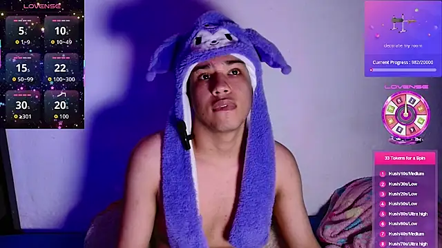 Snapshot of Santiago-Thompson chatting on March 2026 06:55:01 PM Santiago-Thompson online show from March 2026 06:55:01 PM