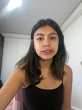 LiLy kIndly online show from February 2026 01:47:01 PM