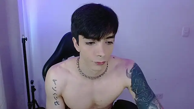 H3ll B0I online show from March 2026 06:07:01 PM