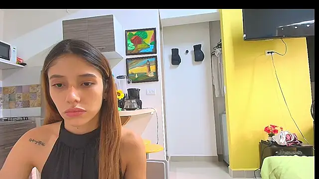 Alaiapink online show from May 2026 09:49:02 PM
