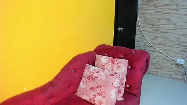 Snapshot of AlexxaSmall chatting on September 2025 02:22:02 AM AlexxaSmall online show from September 2025 02:22:02 AM