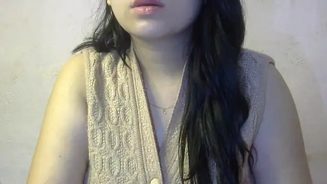 Snapshot of undressed_princesss chatting on May 2026 03:51:02 PM undressed princesss online show from May 2026 03:51:02 PM