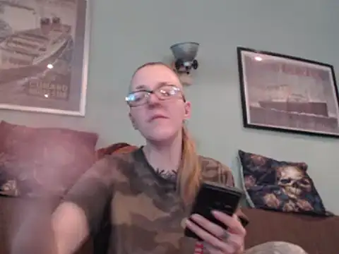 Astrid-Gilbert online show from February 2025 02:15:01 PM