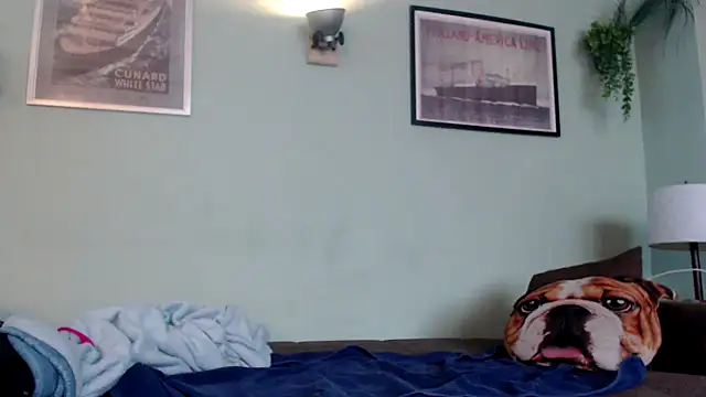 Astrid-Gilbert online show from February 2025 01:27:01 PM