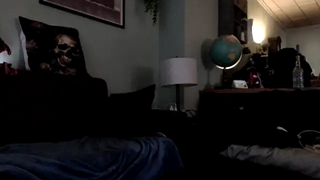 Astrid-Gilbert online show from February 2025 11:32:02 AM