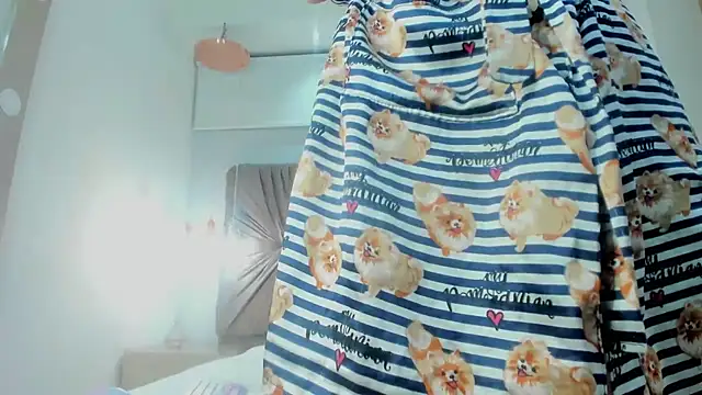 Snapshot of zoe_taylorr1 chatting on February 2025 05:33:01 AM zoe taylorr1 online show from February 2025 05:33:01 AM