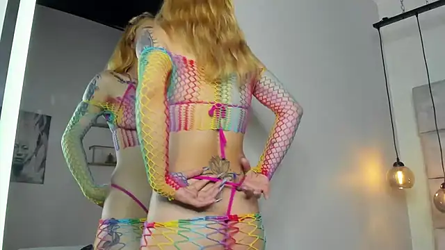 Snapshot of zoe_taylorr1 chatting on March 2025 10:03:01 AM zoe taylorr1 online show from March 2025 10:03:01 AM