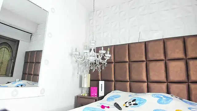 Snapshot of zoe_taylorr1 chatting on September 2025 04:03:01 AM zoe taylorr1 online show from September 2025 04:03:01 AM