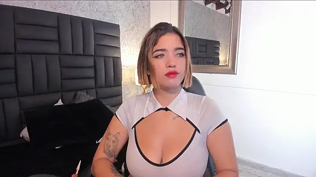 Hanna Vasquez online show from February 2025 08:40:01 PM