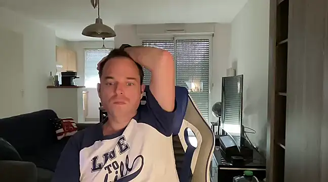 Funnyjul31 online show from February 2025 02:26:02 PM