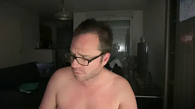 Funnyjul31 online show from October 2025 09:12:02 PM