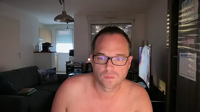 Funnyjul31 online show from October 2025 04:41:01 PM