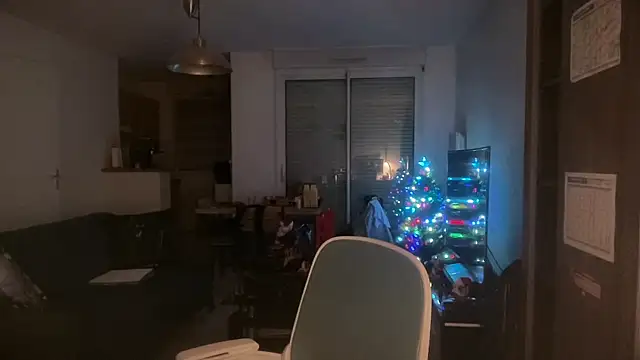 Funnyjul31 online show from December 2025 07:19:02 PM