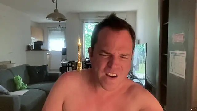 Funnyjul31 online show from May 2026 05:30:02 PM