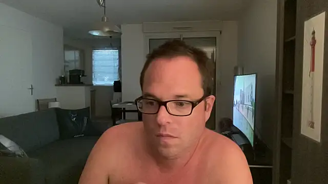 Snapshot of Funnyjul31 chatting on June 2026 04:11:02 PM Funnyjul31 online show from June 2026 04:11:02 PM