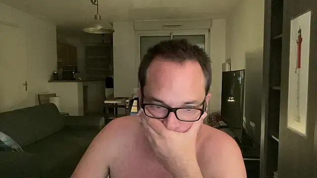 Snapshot of Funnyjul31 chatting on June 2026 04:49:02 PM Funnyjul31 online show from June 2026 04:49:02 PM
