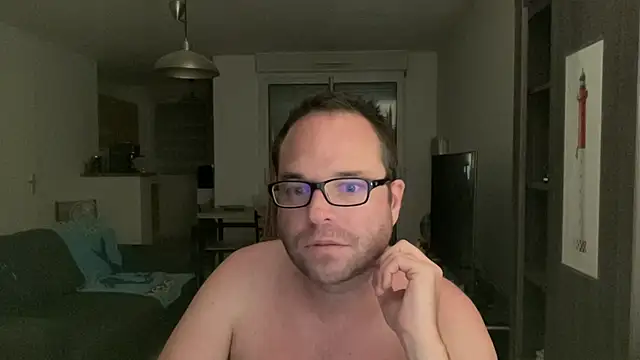 Snapshot of Funnyjul31 chatting on July 2026 04:16:02 PM Funnyjul31 online show from July 2026 04:16:02 PM