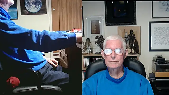 Snapshot of bigears chatting on December 2025 11:23:02 PM bigears online show from December 2025 11:23:02 PM