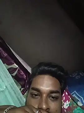 Snapshot of birds0641 chatting on October 2025 08:46:02 AM birds0641 online show from October 2025 08:46:02 AM