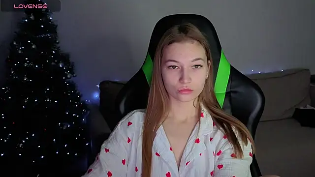 Snapshot of maria_plaudice chatting on January 2026 04:04:02 AM maria plaudice online show from January 2026 04:04:02 AM