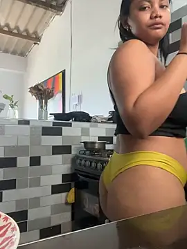 my cam online show from March 2025 05:06:02 PM