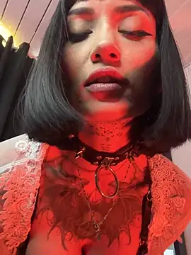 Snapshot of IsisRaichuu_ chatting on September 2025 09:04:01 PM IsisRaichuu online show from September 2025 09:04:01 PM