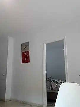 Snapshot of Luzia-Sal chatting on September 2025 07:19:01 AM Luzia-Sal online show from September 2025 07:19:01 AM