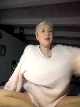 divinaerotica online show from March 2026 06:16:02 PM