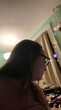 Snapshot of JuicyLuciee chatting on February 2025 12:54:02 AM JuicyLuciee online show from February 2025 12:54:02 AM