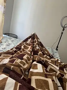 jhonnes  online show from September 2025 02:11:02 PM