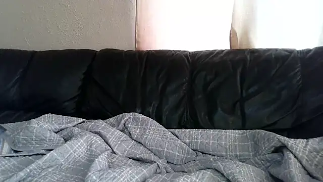 Troyt87 online show from March 2025 10:48:02 PM