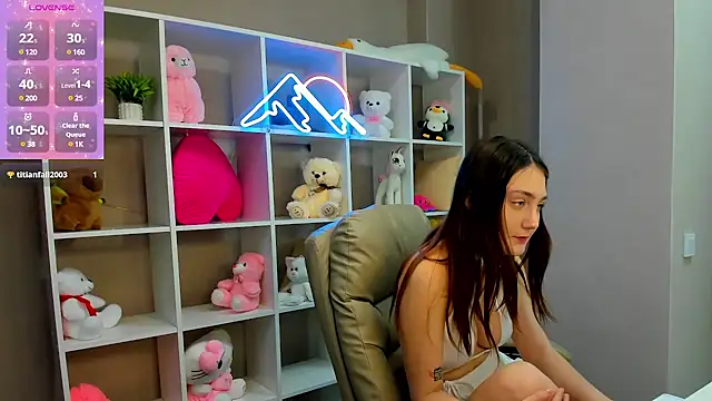 Snapshot of Alisa_Suun chatting on March 2025 03:02:02 AM Alisa Suun online show from March 2025 03:02:02 AM