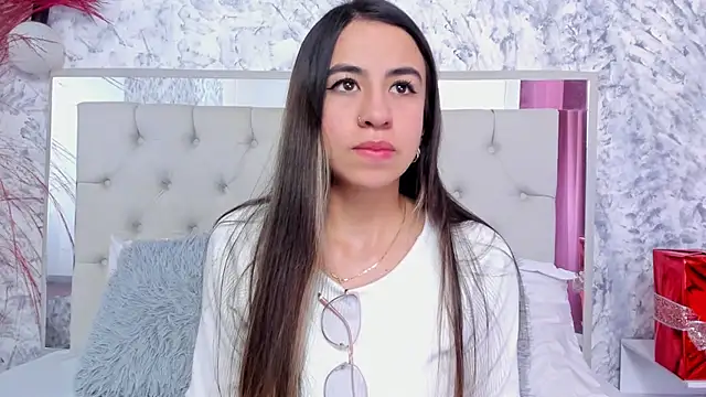 Ariana greenblat online show from February 2026 04:58:02 PM