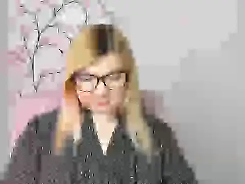 Snapshot of Lola_moree chatting on February 2026 12:52:02 PM Lola moree online show from February 2026 12:52:02 PM