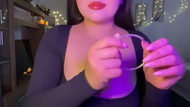 Snapshot of anora_sunny chatting on May 2026 06:23:02 PM anora sunny online show from May 2026 06:23:02 PM