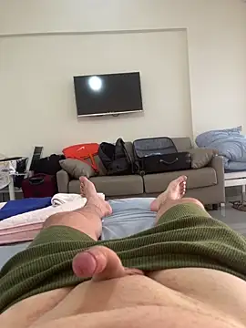lebaneeseguy online show from June 2026 04:49:02 PM