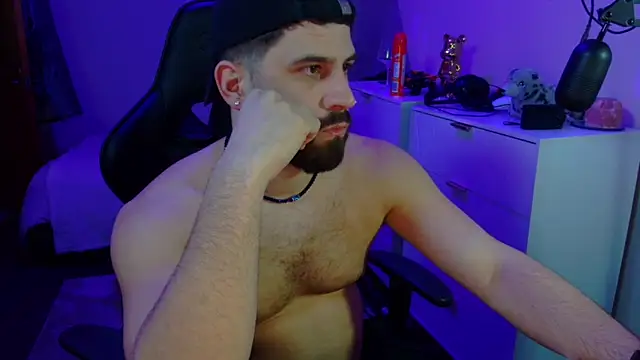 Snapshot of lucas_kazimm chatting on March 2025 09:05:02 PM lucas kazimm online show from March 2025 09:05:02 PM