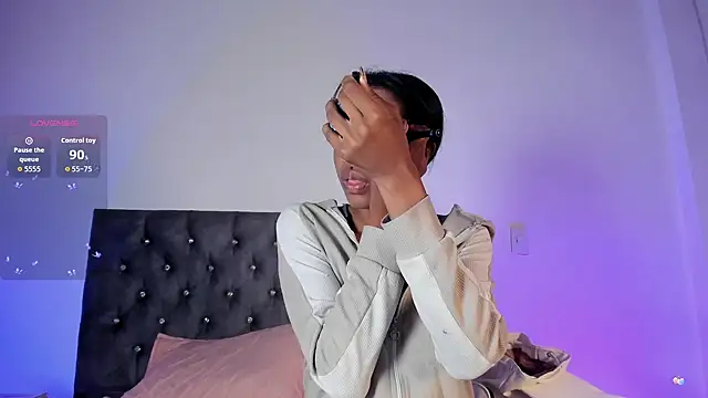 Zaira Rose  online show from October 2025 02:50:01 PM