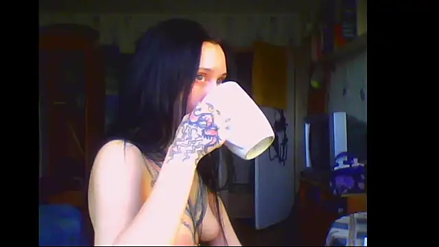 Snapshot of RussNocturnal chatting on May 2026 01:22:01 AM RussNocturnal online show from May 2026 01:22:01 AM