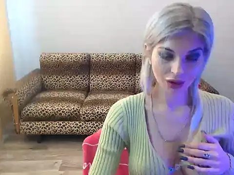 SexyBeatriice online show from October 2025 06:25:02 AM