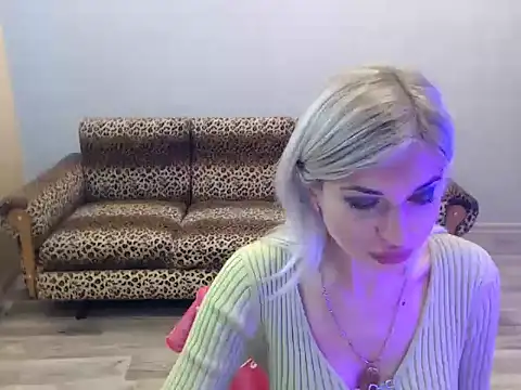 SexyBeatriice online show from October 2025 06:32:02 AM