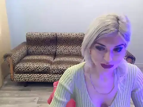 Snapshot of SexyBeatriice chatting on November 2025 07:39:01 AM SexyBeatriice online show from November 2025 07:39:01 AM